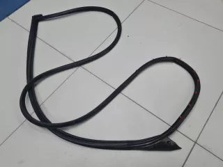 J686107110 Уплотнитель двери передней левой Chery Tiggo 4 Арт ZAP336905, вид 1