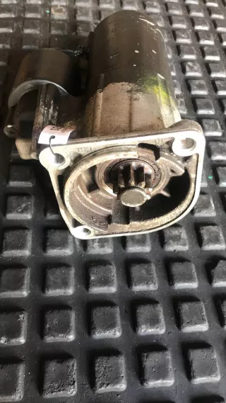 BOSCH,0 001 121 001 Стартер Volkswagen Polo 3 1.4л MPI Арт GRT23731, вид 1