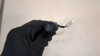 10A125VAC,6A250VAC Кнопка подогрева сидений Ford Escape 3 Арт 9286429