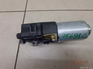 LR038292 Land Rover Моторчик люка Land Rover Range Rover Sport 2 restailing Арт E95691052, вид 4