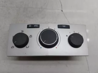13247814 GM Блок управления отопителем Opel Astra H Арт E90393638