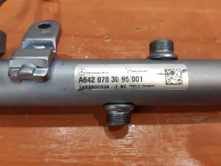 A6420703095, a0061537828, 0281002927 Топливная рампа Mercedes S W222 Арт 4218, вид 2