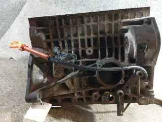 030103019B Блок цилиндров Volkswagen Bora Арт 46023069561_3, вид 2