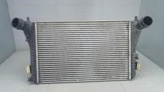 3C0145805AM Радиатор интеркулера Seat Alhambra 2 Арт SNK05KC01
