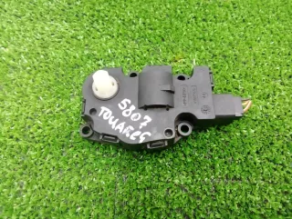 16450178 Моторчик заслонки печки Volkswagen Touareg 2 Арт 00266046, вид 1