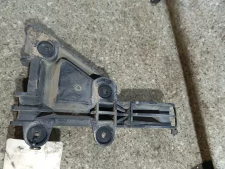 8A0807284 Кронштейн крепления бампера Audi 80 B4 Арт 46023069863, вид 3