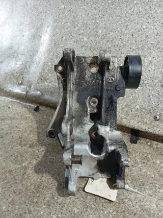 9643834880,96348179 Кронштейн генератора Peugeot 607 2.2л HDi Арт 46023070109, вид 3