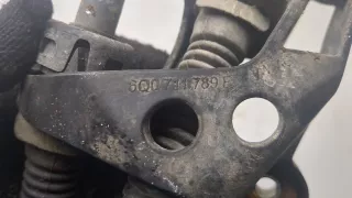 6Q0711789F Кронштейн КПП Seat Ibiza 3 Арт 8894582, вид 3