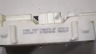 8V4T14014 Блок предохранителей Ford Kuga 1 Арт 9363907, вид 4