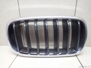 51137294486 BMW Решетка радиатора правая BMW X5 F15 Арт E95700547, вид 1