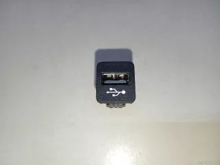84109229294 BMW Разъем AUX / USB MINI CLUBMAN F54 Арт E23578035, вид 2