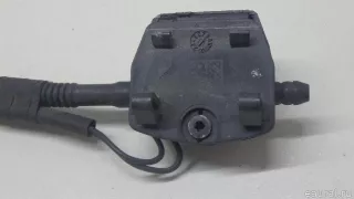 61667275171 BMW Форсунка омывателя лобового стекла BMW X5 E70 Арт E70703800, вид 5