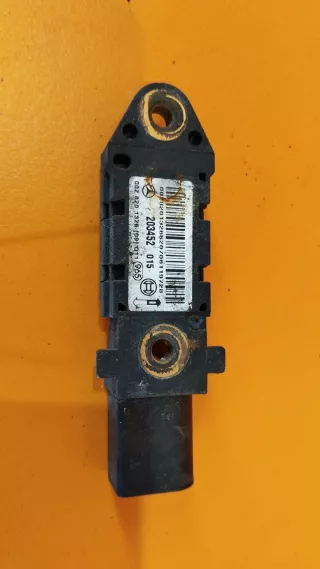 0028201326  Датчик удара Mercedes CLS C219 Арт 01016984, вид 1