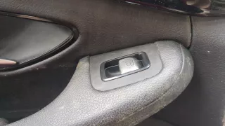 A20572051119H15 Обшивка двери передней левой (дверная карта) Mercedes C W205 Арт 9051091, вид 3