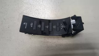 A2218202910 Кнопка антипробуксовочной системы Mercedes S W221 Арт 9384378, вид 1