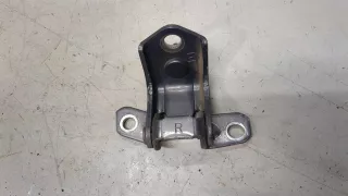 D46172240B Петля двери задней правой серая Mazda CX-7 Арт 9384034, вид 2