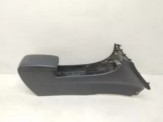 BBM464961 подлокотник Mazda 3 BK Арт VZ225678