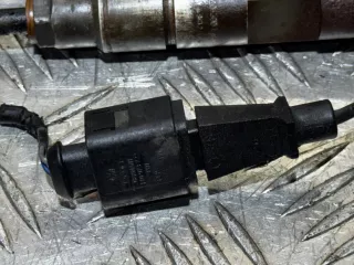 038130202S,0432193574,028130203F Форсунка Seat Ibiza 3 Арт GRT79992, вид 3