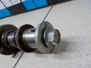 1350130040 Toyota Распредвал впускной Toyota Hilux 7 Арт E31185632, вид 3