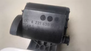 A2216300067 Лючок бензобака белый Mercedes S W221 Арт 9384334, вид 5
