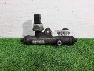 4R8Q9C066AE Топливная рампа Land Rover Discovery 3 Арт 00268251, вид 1