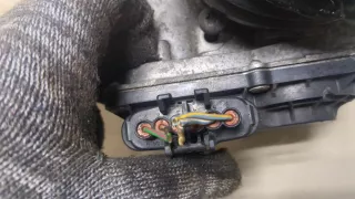 8677694 Дроссельная заслонка Volvo V50 Арт 9396180, вид 2