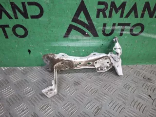 8V0821135A, 8V0821131, 8v0821167a, 8 Кронштейн крыла Audi A3 8V Арт 339833RM, вид 1