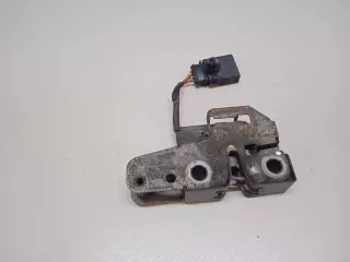 7L0823509C VAG Замок капота Porsche Cayenne 957 Арт E23579880, вид 4