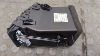 1UE22DX9AB Дефлектор обдува салона Jeep Grand Cherokee IV (WK2) Арт 9422913, вид 2