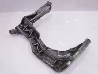 11950P2C000 Кронштейн двигателя Honda Civic 7 Арт 2048559_2, вид 1
