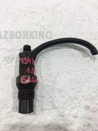 1011057 Топливная форсунка Ford Fiesta 3 Арт 2571512_4, вид 1