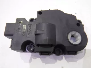 A1669060008 Моторчик заслонки печки Mercedes R W251 Арт 2576456_7, вид 1