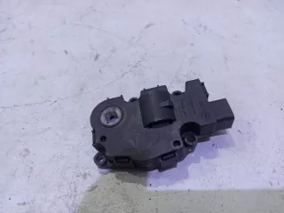 A1669060008 Моторчик заслонки печки Mercedes ML/GLE W166 Арт 5659401_2, вид 1