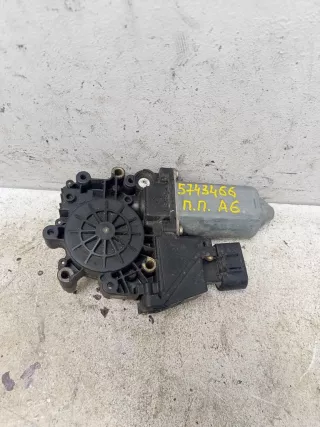4B0959802E Моторчик переднего правого стеклоподъемника Audi A6 C5 (S6,RS6) Арт 5743466_2, вид 1