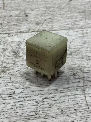 A0015427819 Реле Mercedes S W126 Арт 6130951_3, вид 1