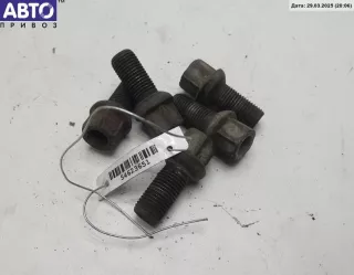  Болт крепления Volkswagen Passat B6 Арт 54623651