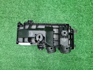 K8D214A073DB Блок предохранителей Land Rover Discovery sport Арт 0000007217852, вид 2