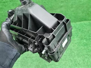 K8D214A073DB Блок предохранителей Land Rover Discovery sport Арт 0000007217852, вид 10