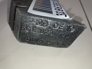 5C6823729 Уплотнитель капота Volkswagen Jetta 6 Арт ZAP341759, вид 2