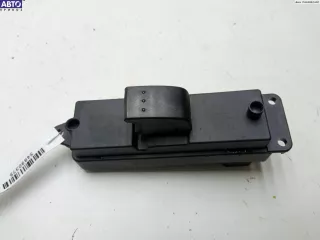 BP4K66370 Кнопка стеклоподъемника переднего правого Mazda 3 BK Арт 54890375, вид 1