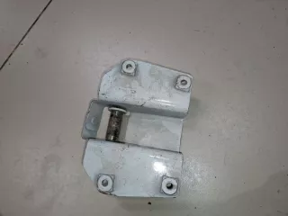 5C6827302D Кронштейн петли крышки багажника правый Volkswagen Jetta 6 Арт ZAP341796, вид 3