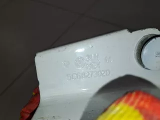 5C6827302D Кронштейн петли крышки багажника правый Volkswagen Jetta 6 Арт ZAP341796, вид 4