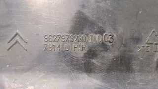 9627973280 Защита арок передняя правая (подкрылок) Citroen C5 1 Арт 9455563, вид 3