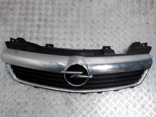  решетка радиатора Opel Zafira B Арт 23007071, вид 1