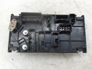  блок предохранителей (реле) Subaru Legacy 4 Арт 24008799