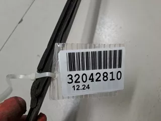 822102S000 Молдинг стекла передней левой двери Hyundai IX35 Арт ZAP342362, вид 5