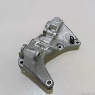 31670108 Volvo Кронштейн генератора Volvo S60 3 Арт E23588317, вид 1