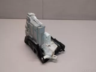 8X2837015C VAG Замок двери передней левой Audi A3 8V Арт E23611844, вид 5