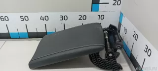 5892048020C5 Toyota Подлокотник Lexus RX 4 Арт E103049121