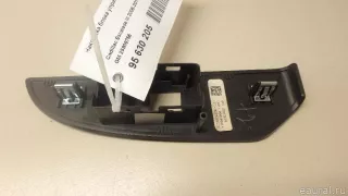 25909756 GM Накладка блока управления стеклоподъемниками Cadillac Escalade 3 Арт E95630205, вид 2